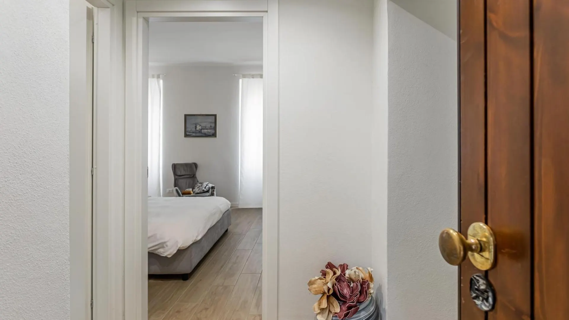 Casa Mina - Pavia City - By Host4U